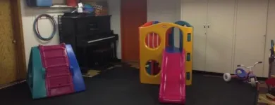 Entreprises 8 image HELPING HANDS EARLY LEARNING DAYCARE Day Centres dans Edmonton AB