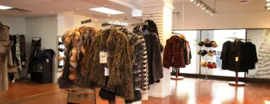 Entreprises 7 image HERMAN-SELLERS-GOUGH FURS Industries & Agriculture dans Toronto ON