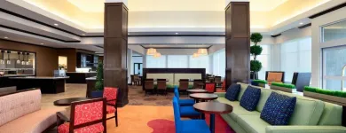 Entreprises 7 image HILTON GARDEN INN EDMONTON INTERNATIONAL AIRPORT travel & tourism dans Leduc AB