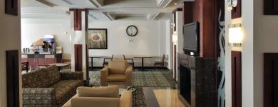 Entreprises 3 image HOLIDAY INN EXPRESS & SUITES OTTAWA AIRPORT Wedding Venues dans Ottawa ON