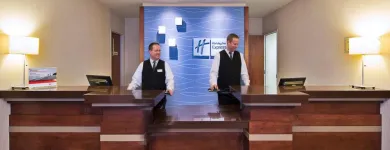 Entreprises 24 image HOLIDAY INN EXPRESS & SUITES OTTAWA AIRPORT Wedding Venues dans Ottawa ON
