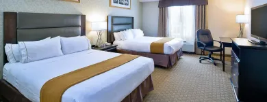 Entreprises 29 image HOLIDAY INN EXPRESS & SUITES OTTAWA AIRPORT Wedding Venues dans Ottawa ON