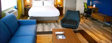 Entreprises 16 image HOLIDAY INN EXPRESS VANCOUVER AIRPORT - RICHMOND Wedding Venues dans Richmond BC