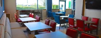 Entreprises 23 image HOLIDAY INN EXPRESS VANCOUVER AIRPORT - RICHMOND Wedding Venues dans Richmond BC
