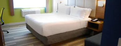 Entreprises 37 image HOLIDAY INN EXPRESS VANCOUVER AIRPORT - RICHMOND Wedding Venues dans Richmond BC