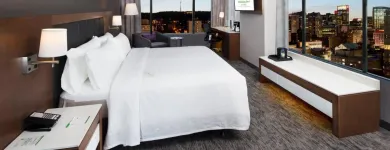 Entreprises 43 image HOLIDAY INN & SUITES MONTREAL CENTRE-VILLE OUEST Wedding Venues dans Montréal QC
