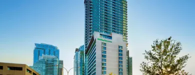 Entreprises 45 image HOLIDAY INN & SUITES MONTREAL CENTRE-VILLE OUEST Wedding Venues dans Montréal QC