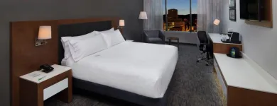 Entreprises 6 image HOLIDAY INN & SUITES MONTREAL CENTRE-VILLE OUEST Wedding Venues dans Montréal QC