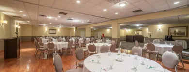 Business 12 image HOLIDAY INN WEST KELOWNA Wedding Venues in Westbank BC