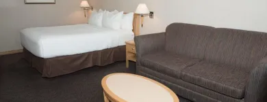 Business 18 image HOLIDAY INN WEST KELOWNA Wedding Venues in Westbank BC