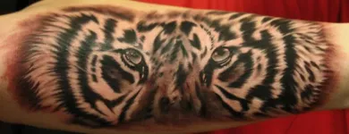 Entreprises 1 image HON TATTOO STUDIO Tattoos & Body Piercing dans Toronto ON