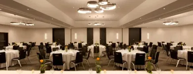 Business 20 image HOTEL PUR, QUEBEC, A TRIBUTE PORTFOLIO HOTEL Wedding Venues in Quebec City QC