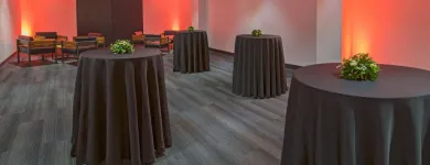 Business 34 image HOTEL PUR, QUEBEC, A TRIBUTE PORTFOLIO HOTEL Wedding Venues in Quebec City QC