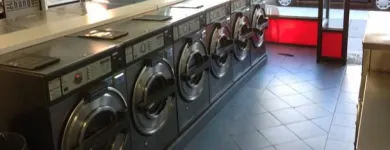 Entreprises 7 image LAUNDROMAT 24 HOUR COIN Laundromats dans Toronto ON