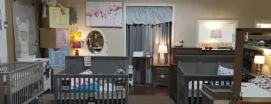 Entreprises 1 image LEON'S FURNITURE Home Furnishings & Decor dans Richmond BC