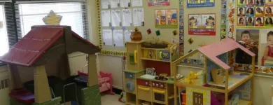 Entreprises 7 image LES TOURNESOLS/SUNFLOWERS BILINGUAL MONTESSORI CENTRE (TMBC) Day Centres dans Edmonton AB