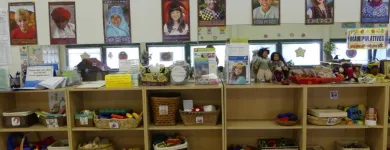 Entreprises 17 image LES TOURNESOLS/SUNFLOWERS BILINGUAL MONTESSORI CENTRE (TMBC) Day Centres dans Edmonton AB