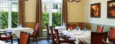 Entreprises 1 image REVERA OGILVIE VILLA Residential, Retirement & Care Homes dans Gloucester ON