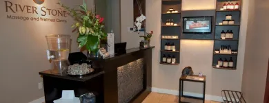 Entreprises 11 image RIVER STONE MASSAGE & WELLNESS CENTRE Massage Therapists dans Edmonton AB