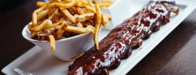 Entreprises 4 image ROASTERS ROTISSERIE ET BAR Restaurants dans Montréal QC