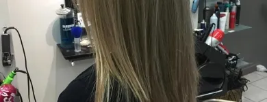 Entreprises 13 image SALON DEBUT Hair Salons dans Etobicoke ON