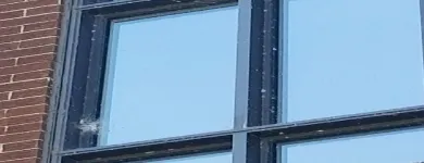 Entreprises 2 image SOLUTIONS D SERVICE DE LAVAGE DE VITRES Window Cleaners dans Montréal QC