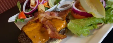 Entreprises 21 image SYMPOSIUM CAFE RESTAURANT & LOUNGE Restaurants dans Aurora ON