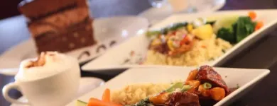 Entreprises 54 image SYMPOSIUM CAFE RESTAURANT & LOUNGE Restaurants dans Aurora ON