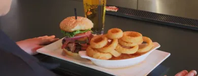 Entreprises 57 image SYMPOSIUM CAFE RESTAURANT & LOUNGE Restaurants dans Aurora ON