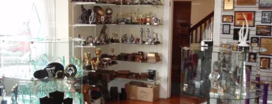 Entreprises 5 image THE TROPHY DEN Shopping dans Kelowna BC