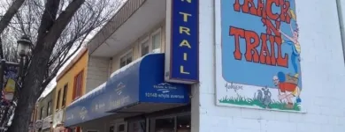 Business 1 image TRACK'N TRAIL Sports & Recreation in Edmonton AB