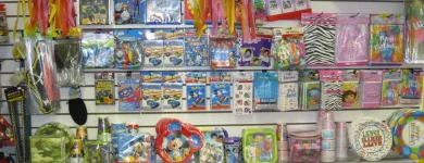 Entreprises 6 image UP TIL DAWN PARTY SUPPLIES Shopping dans Bridgewater NS