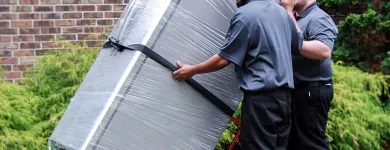 Entreprises 3 image XPO LOGISTICS, INC. Shipping Companies & Services dans Saint-Laurent QC