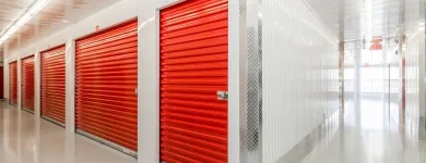 Entreprises 4 image ZOOM ZOOM STORAGE Security Services dans Markham ON