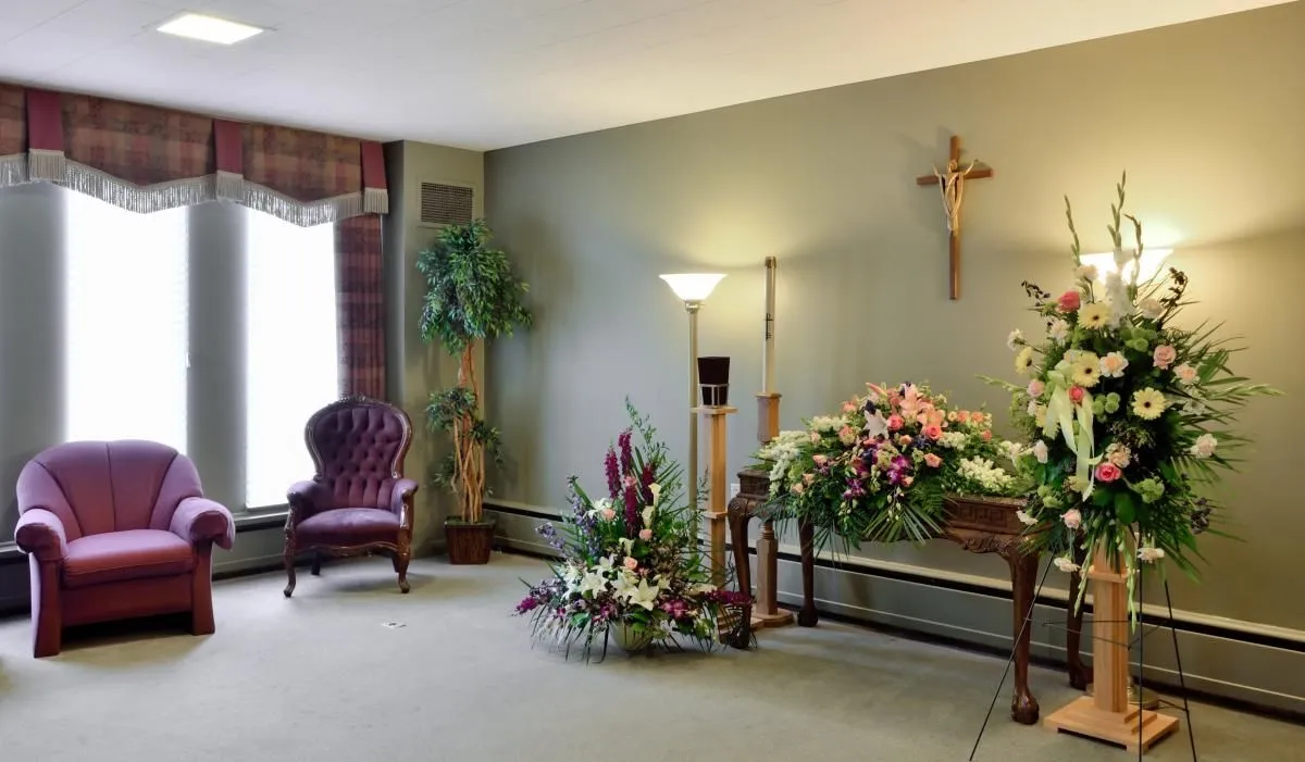 Business 3 image JANISSE FUNERAL HOME