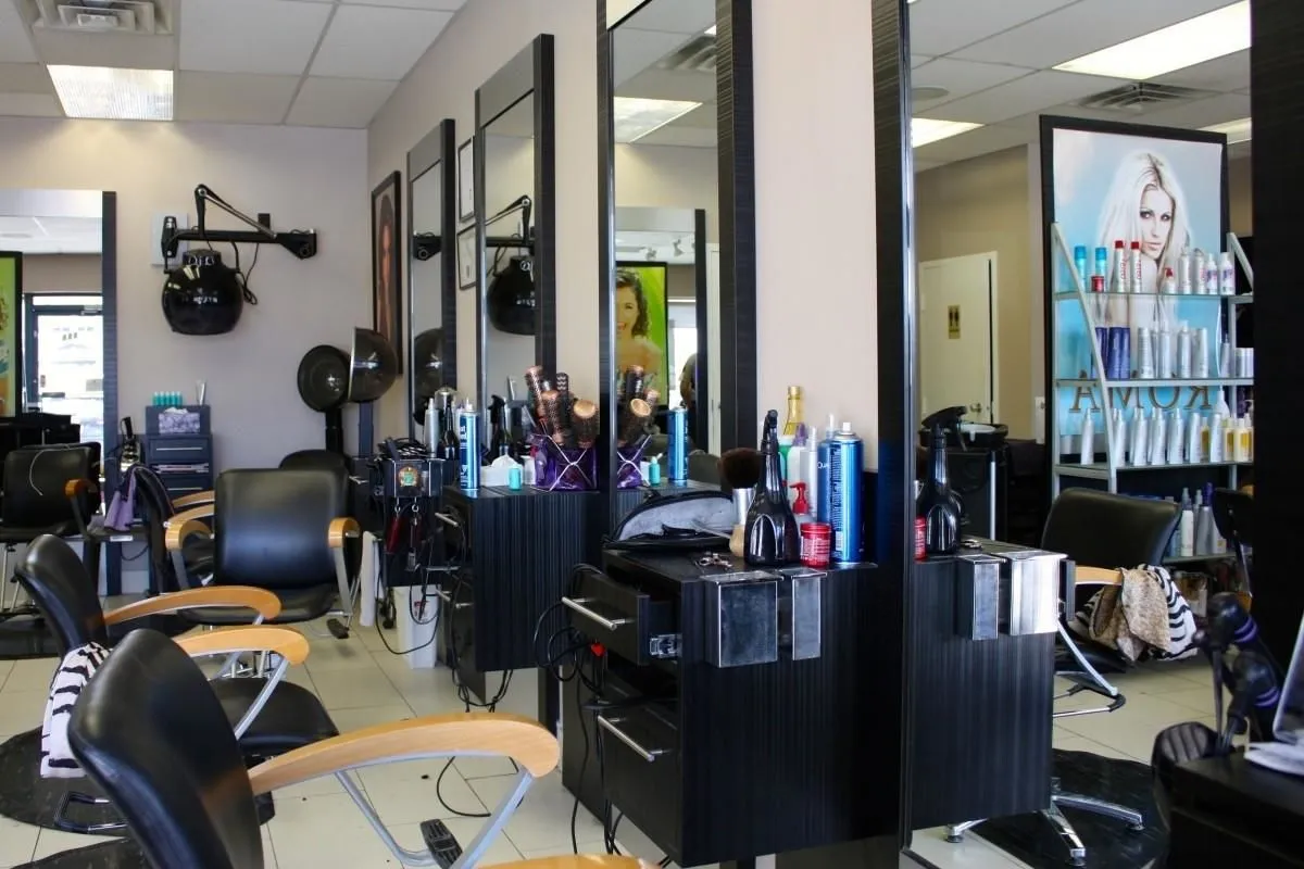 Entreprises 1 image RIVIERA HAIRSTYLISTS INC