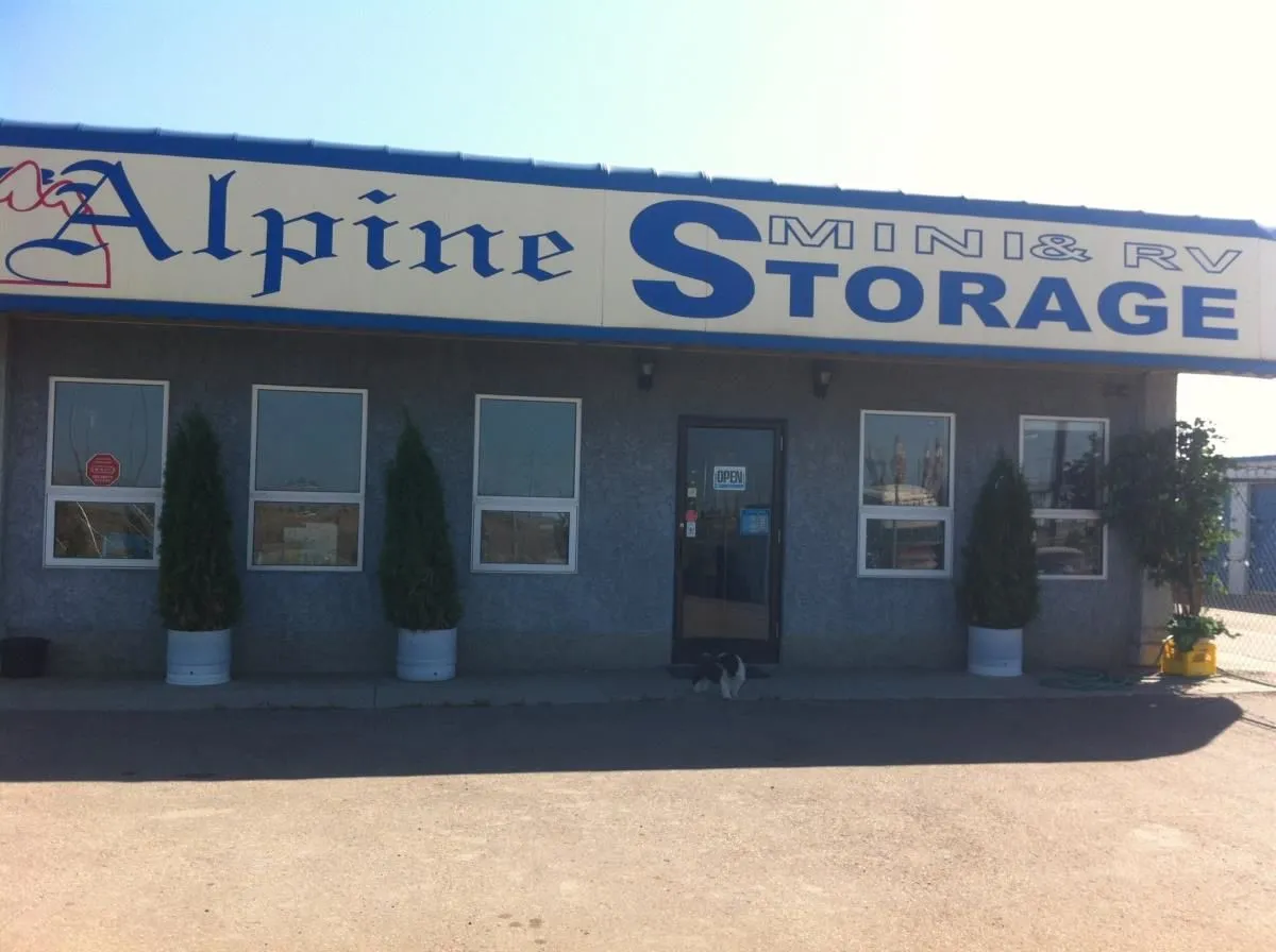 Business 2 image ALPINE MINI & RV STORAGE
