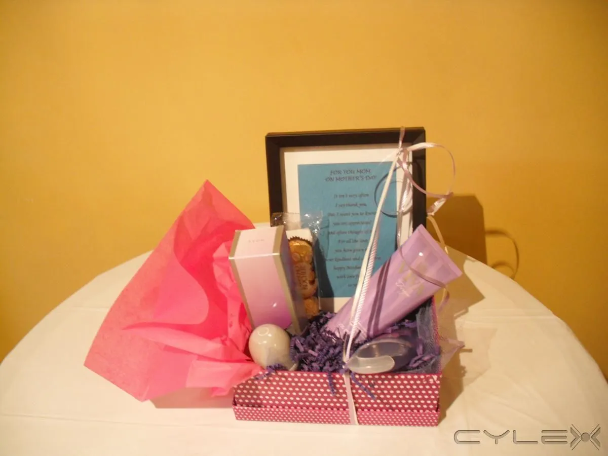 Entreprises 8 image FOSTER'S FRAMED GREETINGS & GIFTS