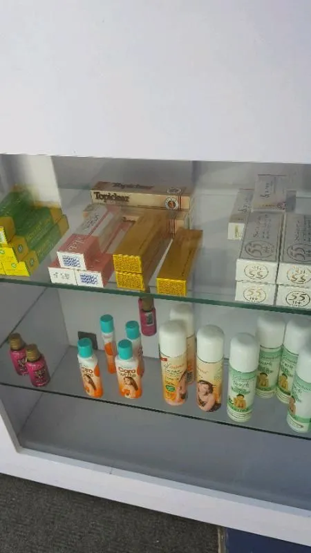Business 3 image UNITED KUTZ BEAUTY SUPPLIES & SALON