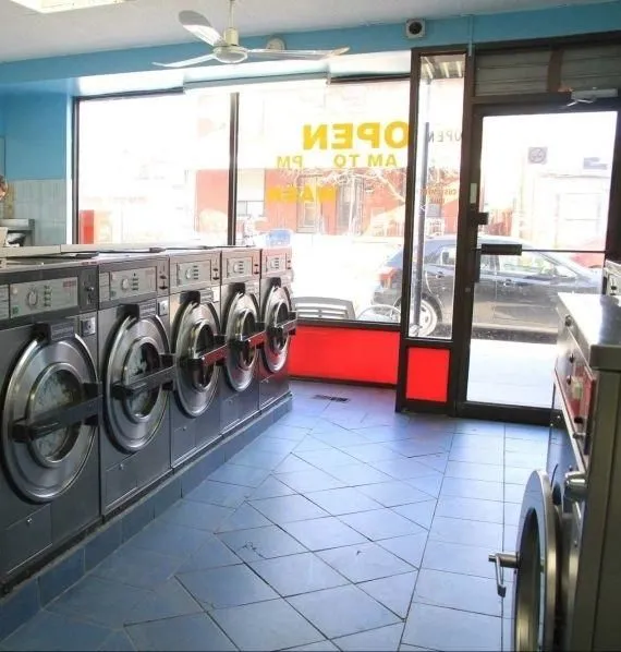 Entreprises 3 image LAUNDROMAT 24 HOUR COIN