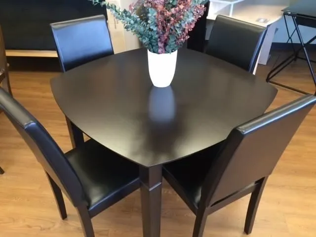 Entreprises 3 image SEASONS FURNITURE & SLEEP WORLD