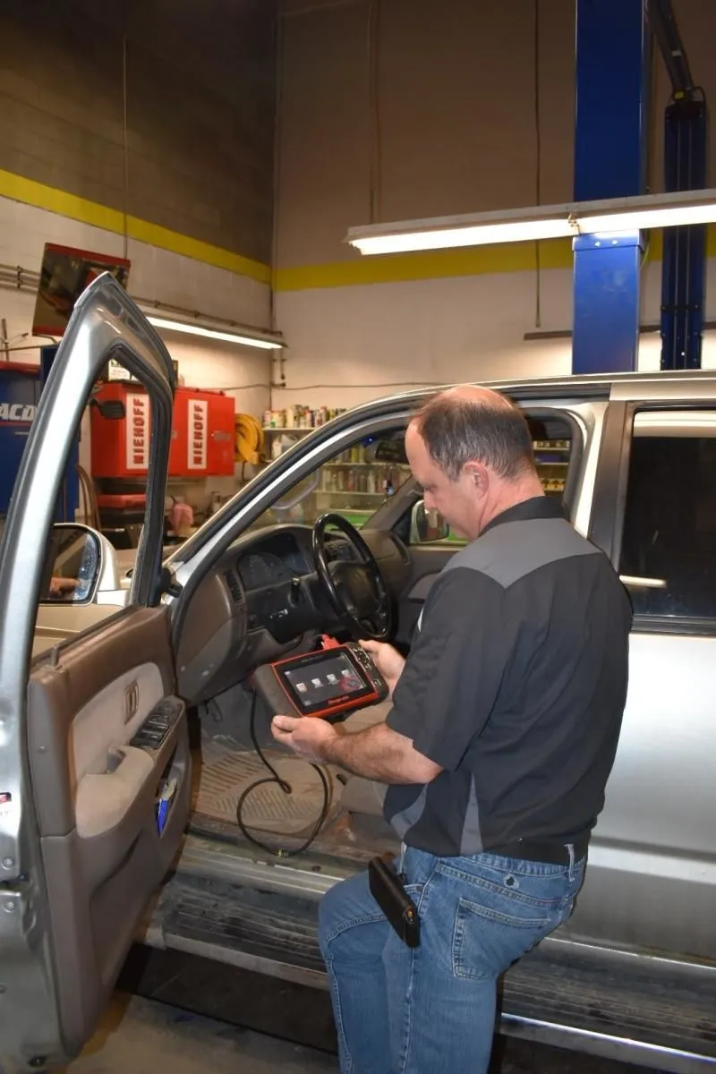Business 1 image TOPS AUTO REPAIR