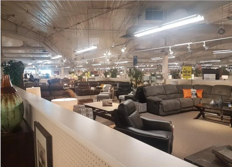 Entreprises 2 image LEON'S FURNITURE