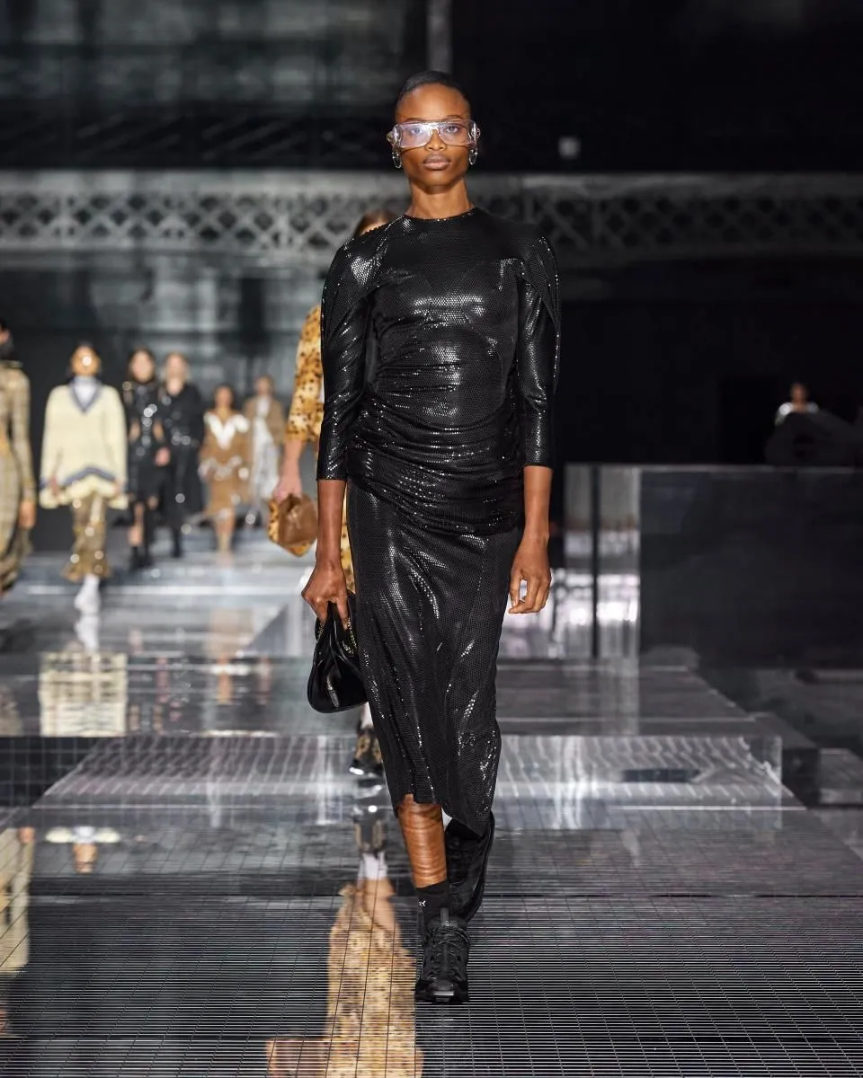 Entreprises 18 image BURBERRY